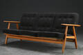 Hans J. Wegner. Tre-pers. sofa, Cigaren