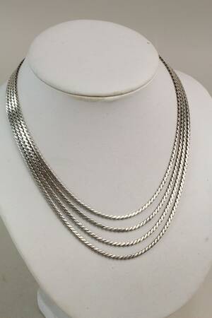 Halsband