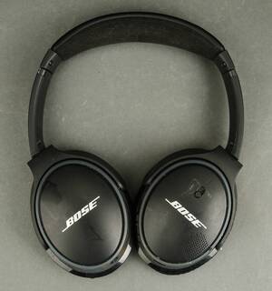 Bose trådløst headset.
