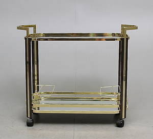 SERVERINGSVAGN, gulmetall och glas, 1900-tal.