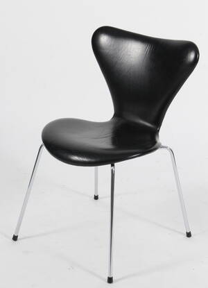 Arne Jacobsens 7´er stol model 3107