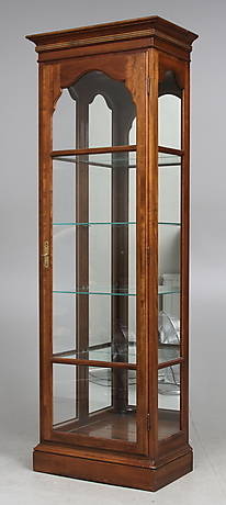 VITRINSKÅP, mahogny, engelsk stil, 1900-tal.