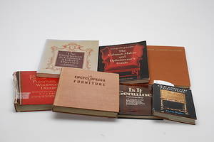 BÖCKER, 7 st, möbler, England och USA.