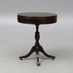KARUSELLBORD, engelsk stil, 1900-tal.