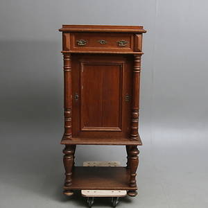 SKÅP, nyrenässans, 18001900.