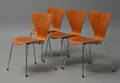 Arne Jacobsen. Et sæt på fire 7er stole af teak. 4