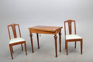 SPELBORD och 2 STOLAR, 1900-talets första hälft.