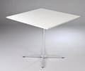 Arne Jacobsen 1902-1971, Kvadratisk bord