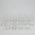 PARTI GLAS, 16 delar. Bla. groggglas med etsad dekor.