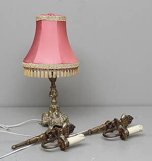 MÄSSINGSFÖREMÅL, 3 delar, 1900-tal.