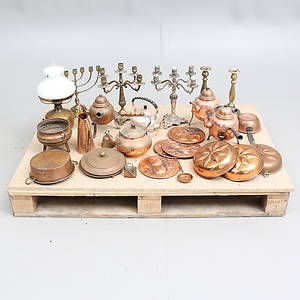 METALLFÖREMÅL, 27 delar, 1900-tal.