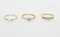 RINGAR, 3 st, 9k samt 18k guld, vikt ca 4,3 gr.