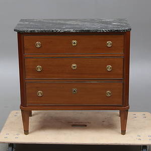 BYRÅ, med stenskiva, gustaviansk stil, 1900-tal.