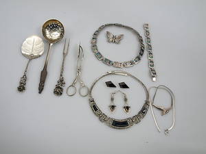PARTI SILVERFÖREMÅL, 11 delar, 293,0 gram.