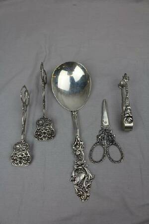 STÄMPLAT SILVER TOTALT 155 GRAM