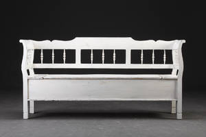 Hvidmalet slagbæk - Klassisk stil 1900 - tallets sidste halvdel