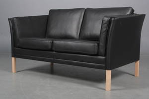 Stouby. To-pers. sofa, model ST 1000, sort læder