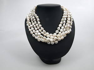 HALSBAND, odlade sötvattenspärlor.