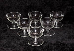 DESSERTSKÅLAR, glas, 6 st, graverade.