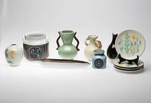 KERAMIK, parti, 11 delar Uppsala Ekeby, bla Mari Simmulson.