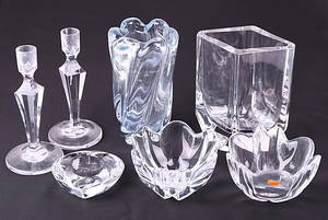 GLASFÖREMÅL, 7 st, Orrefors och Kosta.