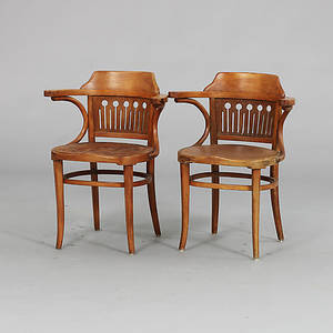 KARMSTOLAR, ett par, 1900-talets första kvartal.