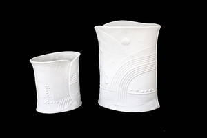 VASER, 2 st, keramik, Rörstrand, Bertil Vallien.