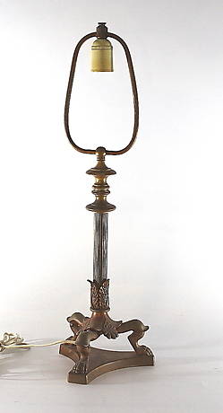 BORDSLAMPA, förgylld brons, tidigt 1900 tal.