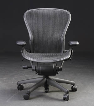 Donald Chadwick  William Stump. Multijusterbar kontorstol