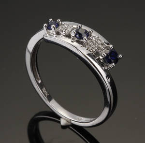 Safir og diamantring