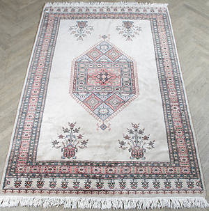 ORIENTMATTA, Pakistan,  260 x 173 cm.