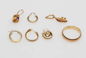 GULDSMYCKEN, 14-18k guld, vikt ca 7,5 gr.