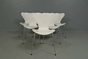 Arne Jacobsen, 6 stolar modell 3107