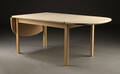 Hans J. Wegner. Sofabord, model GE-85, bøg 
