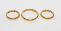 RINGAR, 3 st, 23k guld, vikt ca 19,5 gr.