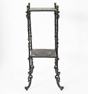 Piedestal i gjutjärn, 1900-tal