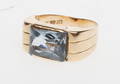 RING MED AQUAMARIN, 18k guld, total vikt ca 4 gr.