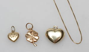 SKROTGULD, 14-18k guld, vikt ca 4,1 gr.