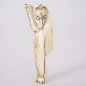 NETSUKE, The dancing fox, Japan, Meiji-perioden, 1800-tal.