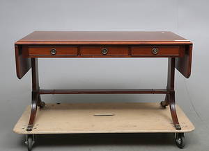 SOFFBORD, engelsk stil, 1900-tal.