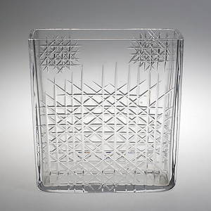 VAS, glas, Ingeborg Lundin, Orrefors, signerad. 1960-tal.