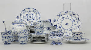 KAFFESERVIS, porslin, 34 delar, Musselmalet, helblond, Kunglig Dansk.