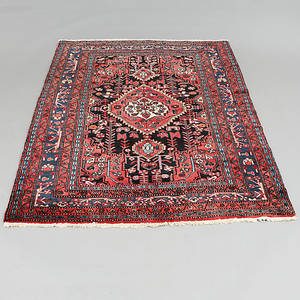 MATTA, orientalisk, semiantik. 206 x 151 cm.