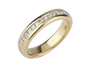 DIAMANTRING mit 14 Prinzesscut-Diamanten ca. 0,50 ct, 750er Gelbgold, ca. 7,0 g.
