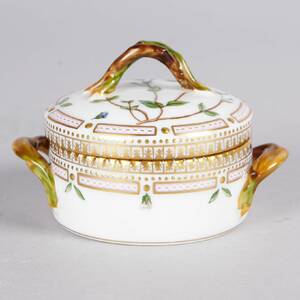 Royal Copenhagen Flora Danica ask med lock