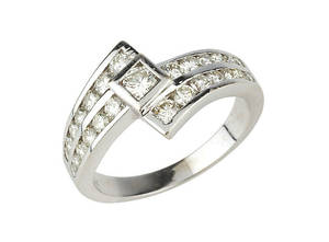 BRILLANTRING, 750er Weißgold, 17 Brillanten ca. 0,86 ct, ca. 5,6 g.