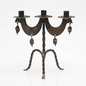 LJUSSTAKE, smide, 1900-talets första hälft.