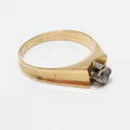 RING, 18k guld med vit sten, otydliga stämplar, 1900-tal.