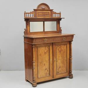Spegelskänk, 1880-tal. Bredd 113
