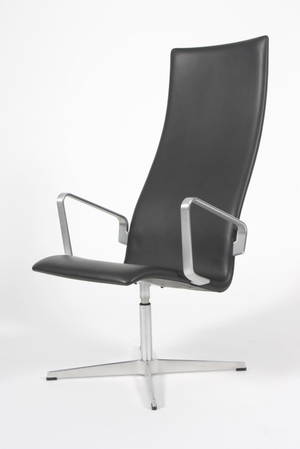 Arne Jacobsen 1902-1971- Oxford lounge armstol.